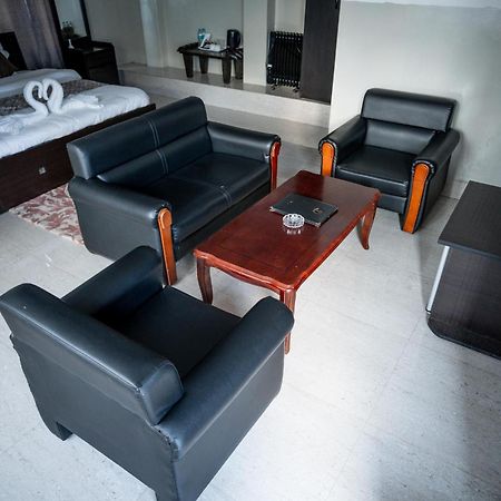 2K Hotel Kohima Eksteriør bilde